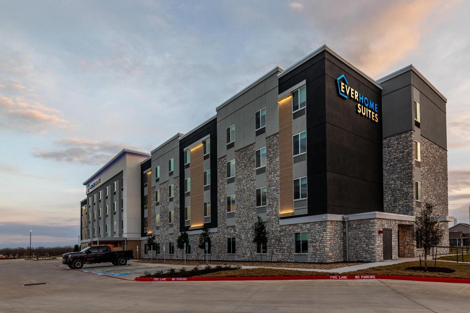 Everhome Suites Bastrop Exterior foto